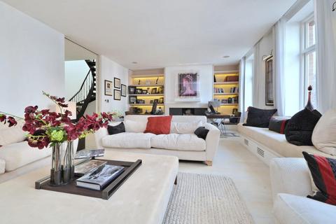 4 bedroom terraced house to rent, Adam's Row, London, W1K