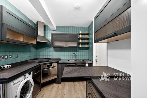 3 bedroom apartment to rent, Prince of Wales Passage, London, NW1