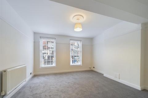 2 bedroom flat to rent, Hermitage Road, Hitchin SG5