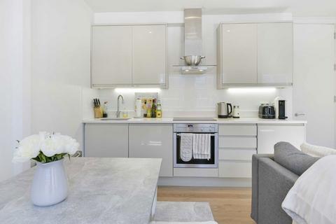 2 bedroom flat to rent, Dawes Road, London SW6