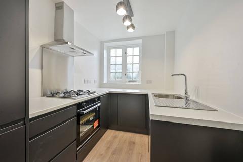 Waterloo Court, Wandsworth, London, SW18
