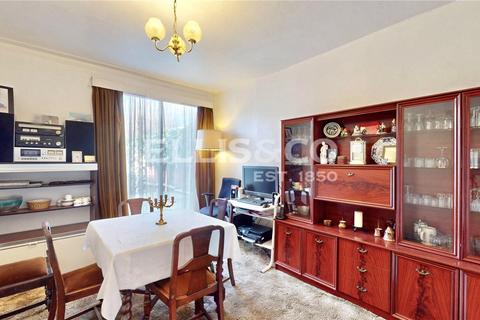3 bedroom terraced house for sale, Mead Terrace, Wembley, HA9