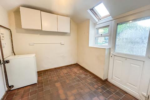 3 bedroom semi-detached house for sale, Bron Awel, Llidiardau, Bala