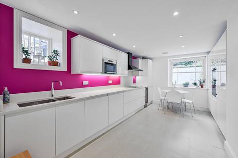 3 bedroom maisonette for sale, Lee Terrace, Blackheath, London, SE3