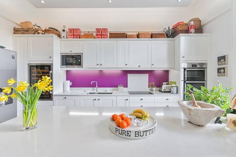 3 bedroom flat for sale, Lee Terrace, Blackheath, London, SE3