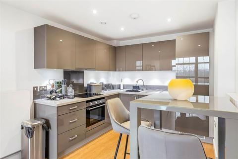 1 bedroom flat for sale, Townhall Square, Crayford, Kent