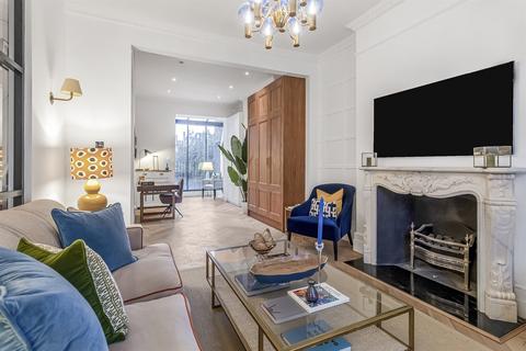 undefined, Lamont Road, SW10