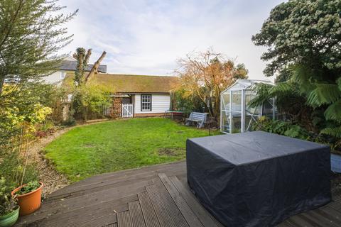 4 bedroom detached house for sale, Cambridge Road, Essex CM24