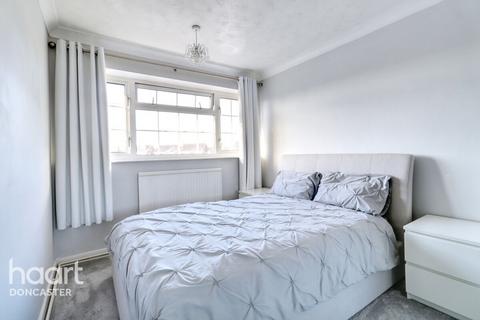 3 bedroom detached house for sale, Handsworth Gardens, Armthorpe, Doncaster