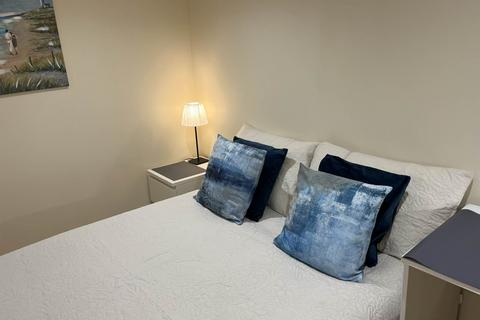 1 bedroom in a house share to rent, Springfield Road, Guildford GU1