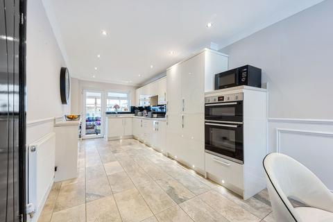 4 bedroom detached house for sale, Heathfield Park, Widnes WA8