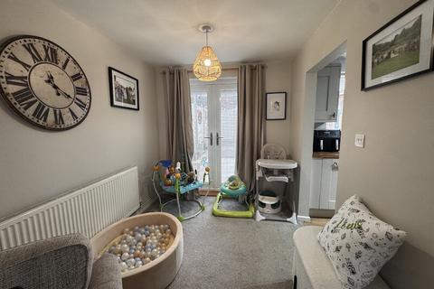 2 bedroom semi-detached house for sale, Trinant Terrace, Trinant , Crumlin