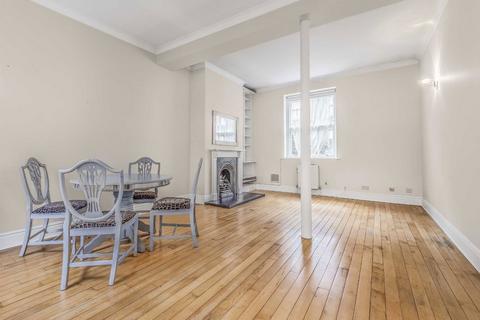 undefined, Hardwicke Mews, London WC1X