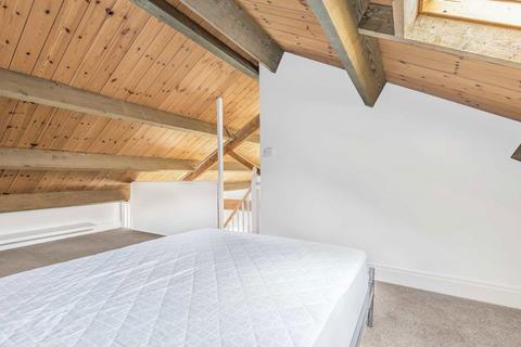 2 bedroom house to rent, Hardwicke Mews, London WC1X