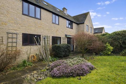 undefined, Somerville Court, Cirencester, Gloucestershire, GL7