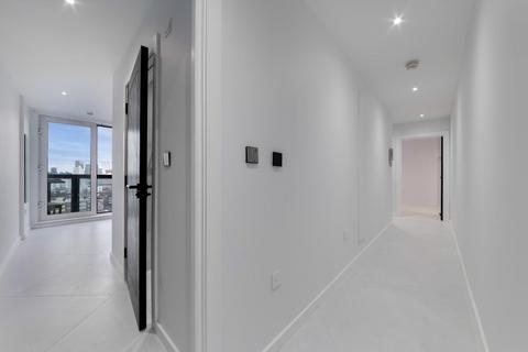 2 bedroom apartment to rent, City Tower, 3 Limeharbour, London, E14