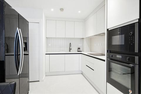 2 bedroom apartment to rent, City Tower, 3 Limeharbour, London, E14