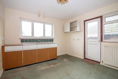 3 bedroom detached bungalow for sale, Hazleton Way, Cowplain, PO8 9BP