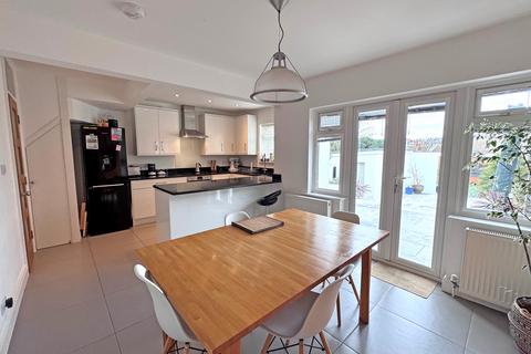 4 bedroom end of terrace house for sale, Hertford Road, Brighton BN1