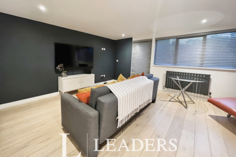 2 bedroom flat to rent, Brighton Square, Brighton, BN1
