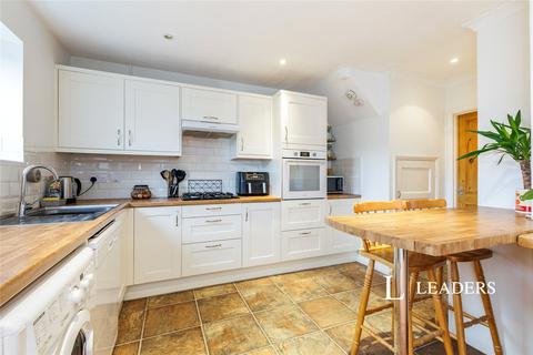 2 bedroom semi-detached house to rent, Beech Close, Hersham, Walton-on-Thames, KT12