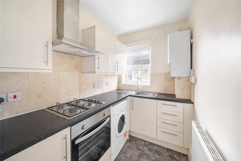 Studio to rent, Aldrington Road, London, SW16