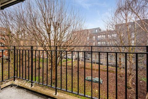1 bedroom flat for sale, Woodseer Street, LONDON E1