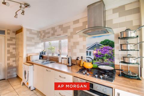 1 bedroom bungalow for sale, Woods Lane, Brierley Hill, West Midlands, DY5