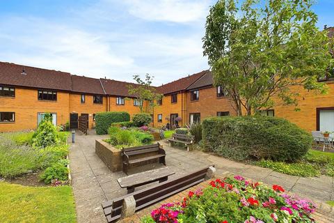 2 bedroom apartment for sale, Priory Court, Glass House Hill, Stourbridge, DY8 1NJ