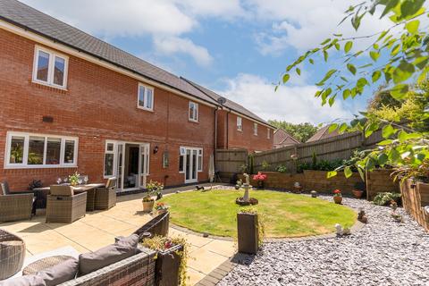 5 bedroom detached house for sale, Broadleaf Way, Newport, NP20