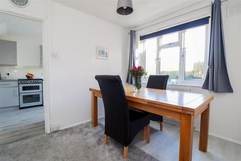 3 bedroom terraced house for sale, Blackbridge Lane, Horsham