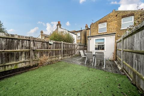 2 bedroom end of terrace house for sale, Foxbury Road, Bromley, BR1