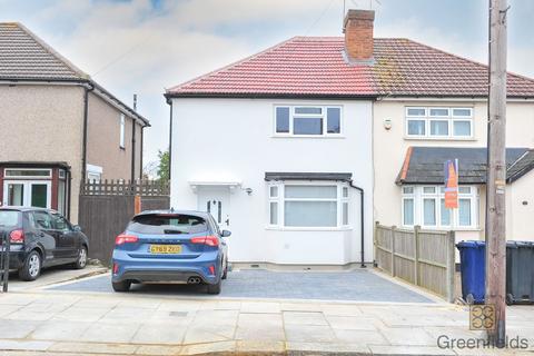 3 bedroom semi-detached house to rent, Russell Road, Northolt, UB5