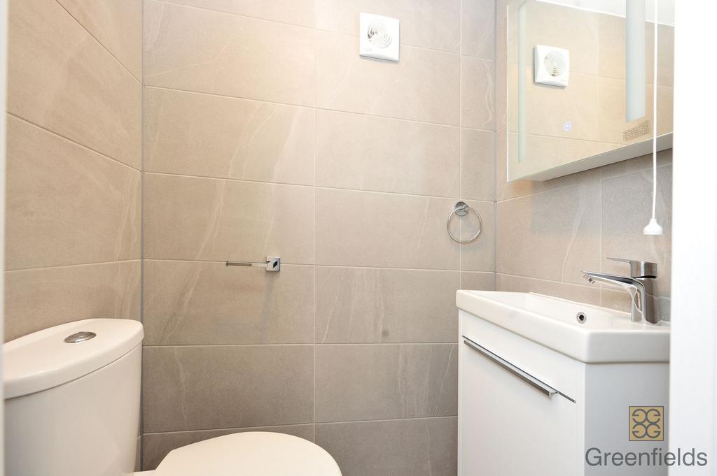 Bedroom 1 / ensuite wc