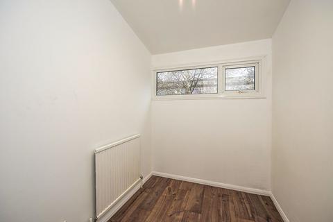 3 bedroom terraced house to rent, Blakehall, Lancashire WN8