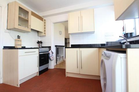 5 bedroom terraced house to rent, Station Road, Bristol BS34