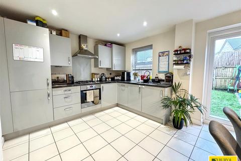 3 bedroom end of terrace house for sale, Brandside Avenue, Buxton