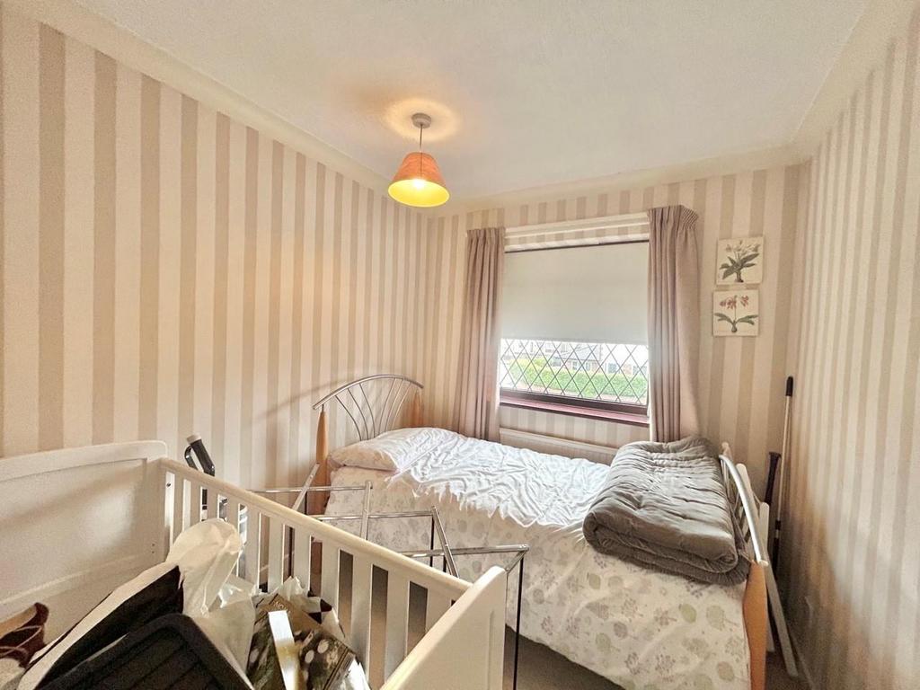 Bedroom 3.jpg