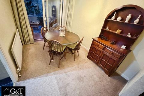 3 bedroom semi-detached house for sale, Awbridge Road, Dudley
