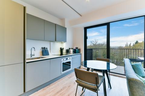 Studio to rent, at GCP - London, Flat 91, Papermill House, Oxford Road UB8