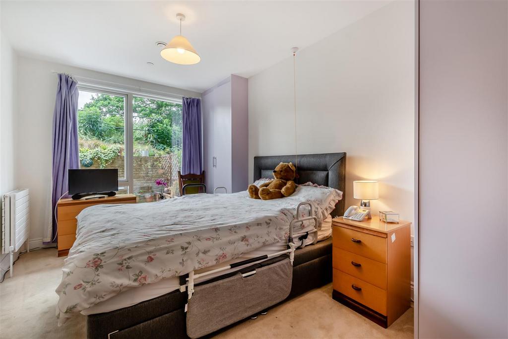 8650995-interior17.jpg