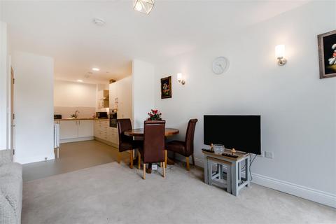 1 bedroom retirement property for sale, Wateringbury, Maidstone