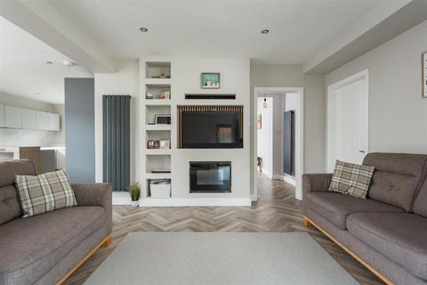 5 bedroom detached house for sale, Moor Lane, Strensall, York