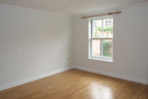 2 bedroom apartment to rent, Avenue Road, Wymondham, Norfolk, NR18