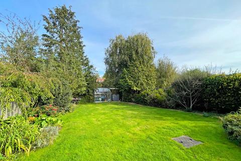 2 bedroom flat to rent, 5 Dale Avenue, Hassocks, West Sussex, BN6 8LW