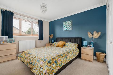 undefined, Montgomery Road, Caversfield, Bicester