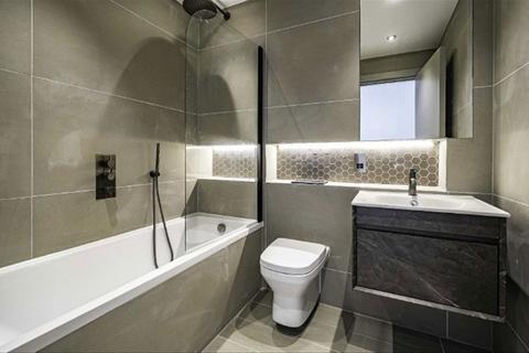 1 bedroom flat to rent, Diggers Lane, Weybridge KT13