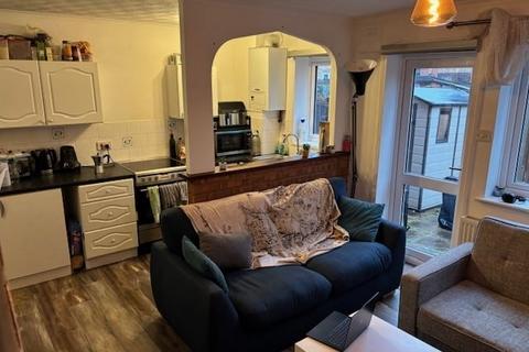 1 bedroom end of terrace house to rent, Jellicoe Close, Cippenham SL1