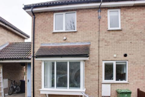 1 bedroom property to rent, Muntjac Close, St. Neots PE19