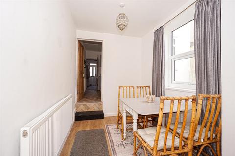 2 bedroom terraced house for sale, St. Georges Road, Hastings
